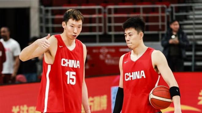 赵睿落选，11月28日央视直播：中国男篮VS韩国，周琦、张镇麟归队