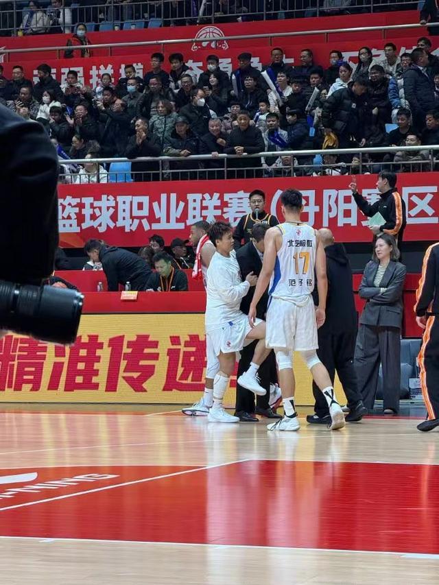 毫无悬念 北汽男篮击败江苏 斩获新赛季开门红