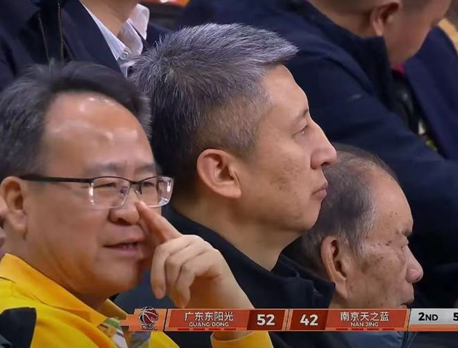 对阵广东轰42分6板8助！球迷：郭士强能给一个男篮的名额吗？