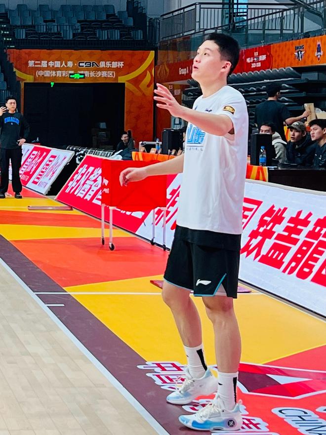 山东男篮迎战四川，主场开门红难度不大，王证等小将有望迎来首秀