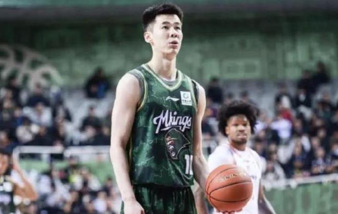 同曦队主场胜上海，球队追加8万奖金，郭昊文全场最佳