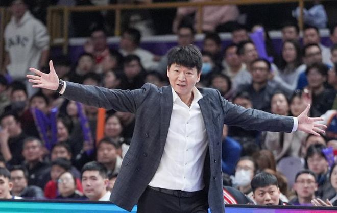 CBA山东男篮将迎主场首秀，新援谁能成亮点，对手可能全华班出战