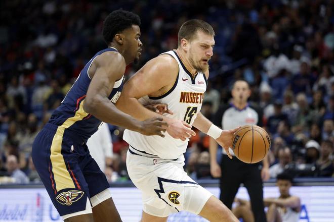 约基奇28+11+12掘金双杀鹈鹕 沃特森32+12锡安复出14+6+5