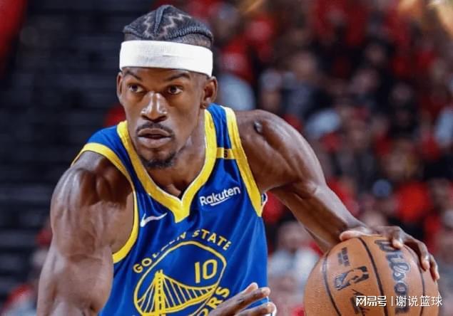 勇士仅两人状态在线，库里13投只拿15分，四队友比他更离谱？