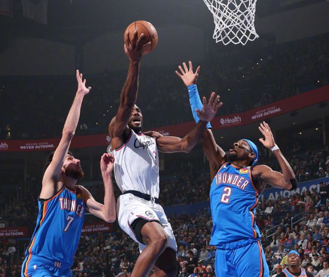 哈登缺席！快船狂送29次失误！莱昂纳德22分，三巨头爆砍74分