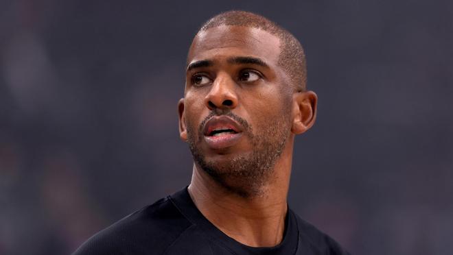 快船經(jīng)理：沒把保羅當(dāng)戰(zhàn)績(jī)不佳的替罪羊；盧將帶領(lǐng)球隊(duì)扭轉(zhuǎn)局面