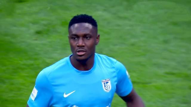 CCTV5直播,大连3外援缺阵,朱鹏宇单箭头+毛伟杰出战 申花拒爆冷