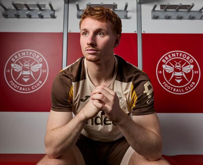 范登贝尔赫:斯洛特曾和我沟通,他想让我留利物浦当替补