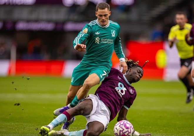 欧冠|久旱逢甘霖,利物浦5:1逆转法兰克福,终于止血