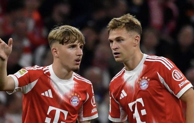 基米希:卡尔的职业生涯才刚刚开始,希望他别给自己太多压力