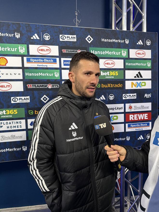 汉堡门将:球队今天踢得很好,很难接受输球