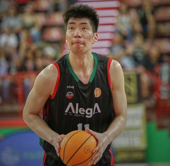 男籃國手余嘉豪留洋首次0分：上場創(chuàng)新高反變替補(bǔ) 19分鐘0出手