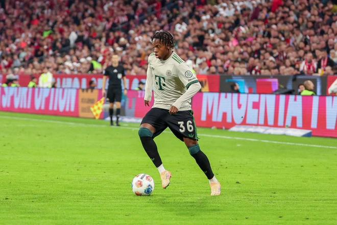 德天空：拜仁不打算冬窗外租威茲德姆，孔帕尼將給他出場時(shí)間