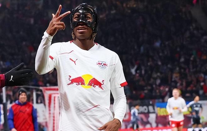 7球3助攻！19岁天才边锋横空出世，开价1亿欧，4大英超豪门抢疯了