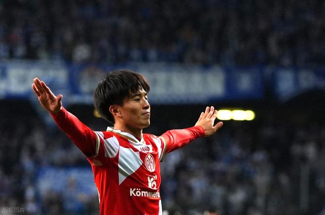 北欧神话vs德式战车！平局背后，谁在波兰古城的寒夜里更“受伤”