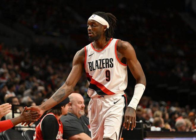 开拓者揭幕战变阵:霍勒迪阿夫迪亚等五人首发,格兰特打替补