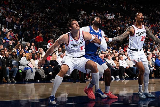 面對(duì)快船內(nèi)線毫不吃虧，76人內(nèi)線大將最近刷得一手好數(shù)據(jù)？