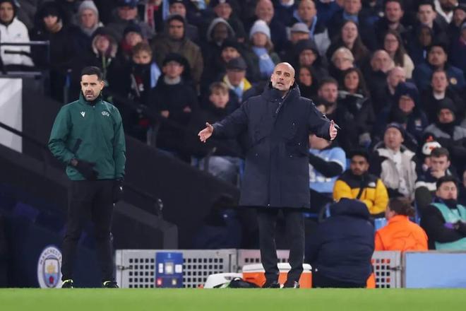 TA：勒沃库森的防守坚如磐石，曼城两侧防线存在巨大漏洞