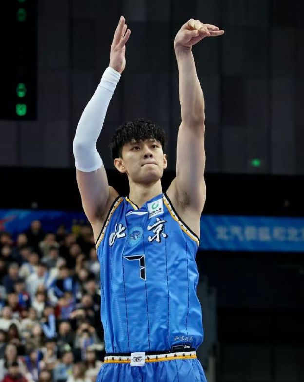 珀塞尔抛投绝杀！山东爆冷击败北京取五连胜  周琦8+12谢智杰15+7