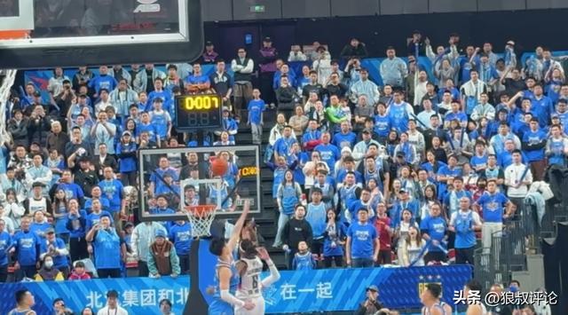 珀塞尔绝杀北京引热议！媒体人质疑许利民用人 斯佩尔曼值得获重用