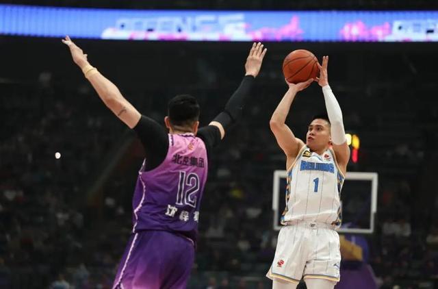 CBA｜陈盈骏：训练时还偶尔出现晕眩感觉