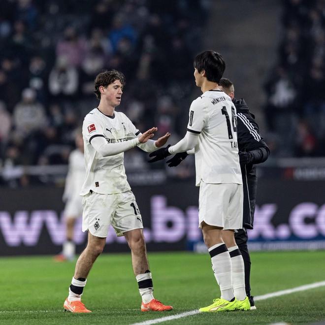 代表门兴替补登场，热刺外租球员高井幸大完成德甲首秀