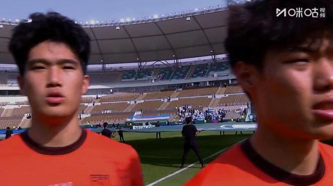 泰山薅来贺一然，解放刘厂长！不打亚冠 锻炼史陈梅兰打青春风暴