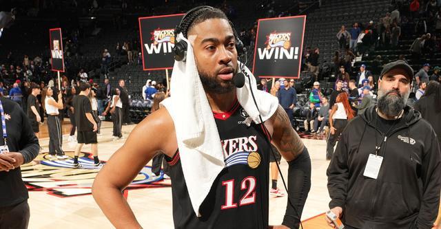 最强一战！沃特福德轰20+17+10生涯首次砍下三双...