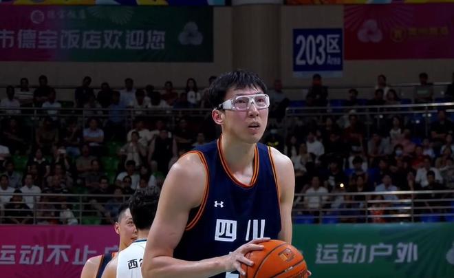 600万花得值！周琦8中8砍20+10，完胜强敌，率四川队锁定正赛资格