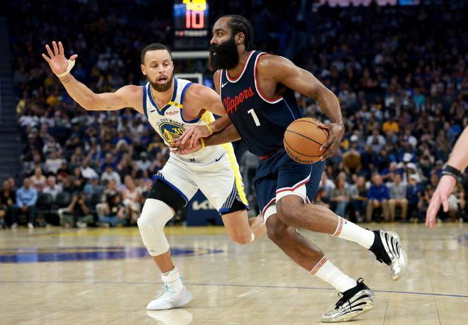 年薪5960万，遗憾告别本赛季！NBA孤独的超巨，你很难再夺冠了