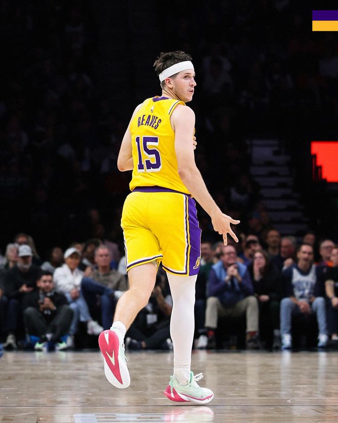 拒绝逆转！里夫斯28+16送绝杀球，湖人险胜森林狼兰德尔33+5+6