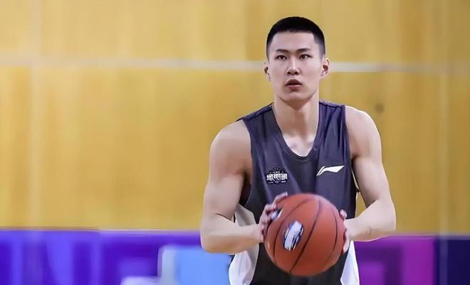 轰5记三分！辽宁大将射穿四川防线 杨鸣可考虑召回他