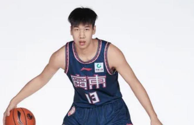 真菜！广东旧将打NBL全场6分 空篮不进 朱芳雨说得没错