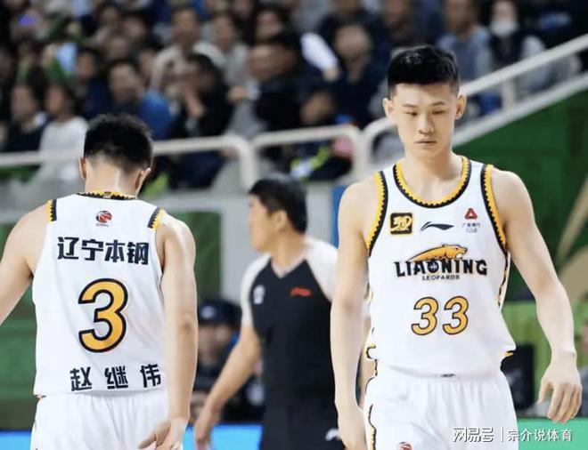 辽宁队深陷舆论压力，全运会王岚嵚超强，却被杨鸣忽视不如鄢手骐