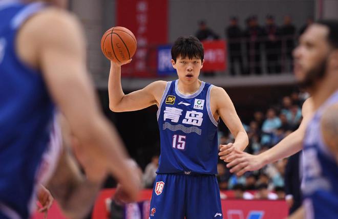 杨瀚森试训7个队，萨林杰想留CBA，陶汉林受伤，安徽文一面临解散