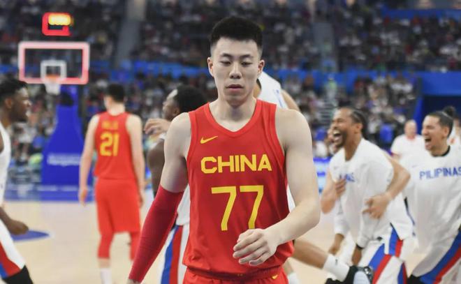 中国男篮超巨伤退！杨鸣最担心的事出现，郭士强或补招两大王牌