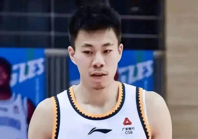张镇麟刚去上海报到，金金却要去日本，到底发生了什么？