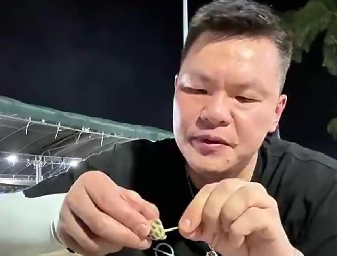 朱芳雨:王治郅是我认识唯一没有微信的人 请我们吃饭都是刷信用卡