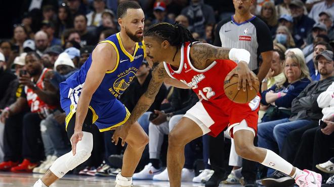 勇士队库里透露了他认为的，谁是NBA中“运动能力最强”的球员