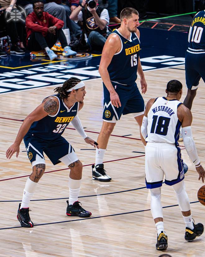 狂轰34+7+14+4抢断，约基奇创2大神迹，掘金力擒国王！威少26+12