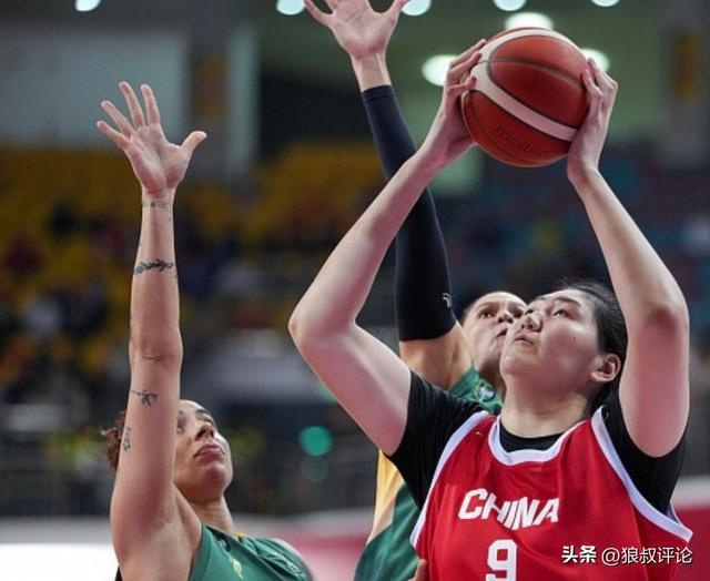 4次失误美中不足！张子宇4中4&罚球4中3得到11分3篮板