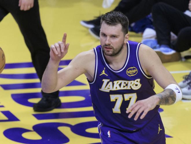 东契奇谈又吃技犯:同样的话别人说没事我说就吹,感觉挺无语