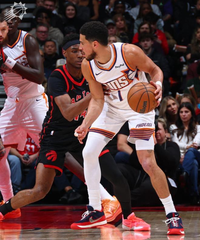 杰伦格林空砍34分+8记三分，英格拉姆36+7+3，猛龙逆转太阳止连败