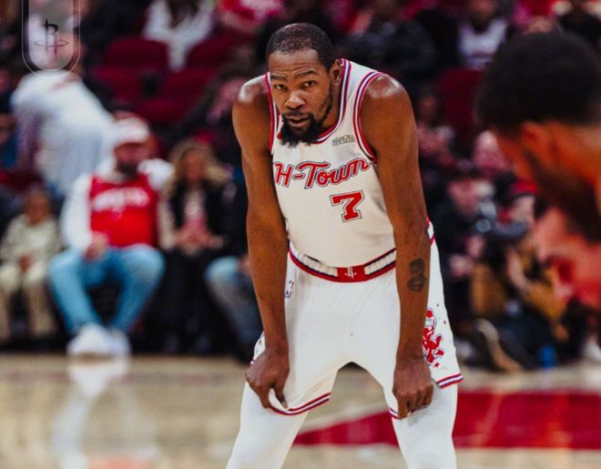 杜兰特战旧主23+6+3，申京5失误探花空砍30分，残阵勇士复仇火箭