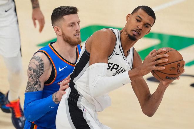 西决G2后，NBA夺冠概率更新！马刺队暴跌至第三 东部双雄坐收渔利