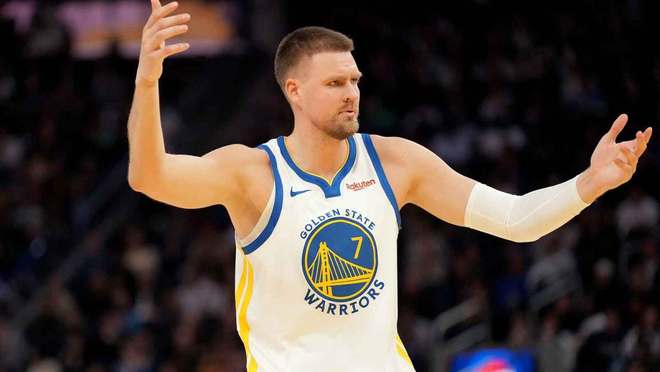 勇士队若想要在附加赛中击败快船队，波尔津吉斯必须拿出最佳表现