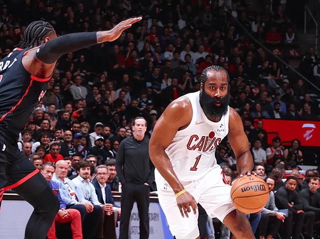 大爆冷！骑士22分惨败，哈登8失误，双巴合砍66分，东部悬念来了