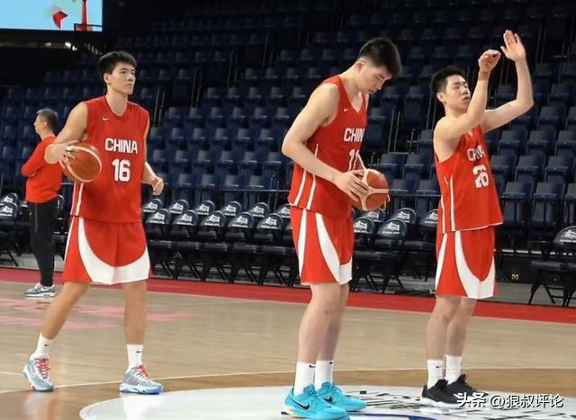 余嘉豪：很荣幸代表中国男篮参加比赛，很多的困难都不是借口