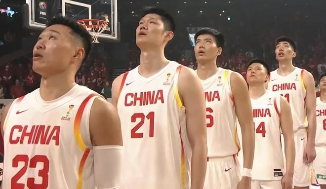 中国男篮VS日本闹大了！裁判太黑，球迷建议上诉，郭士强霸气回应