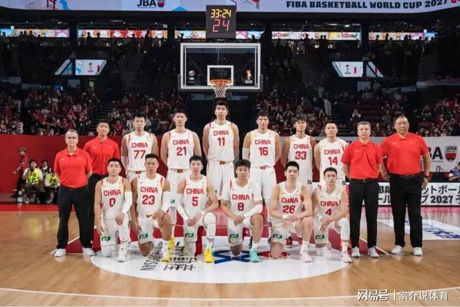 中国男篮两连胜,三大球员必须淘汰,张镇麟很难再加入